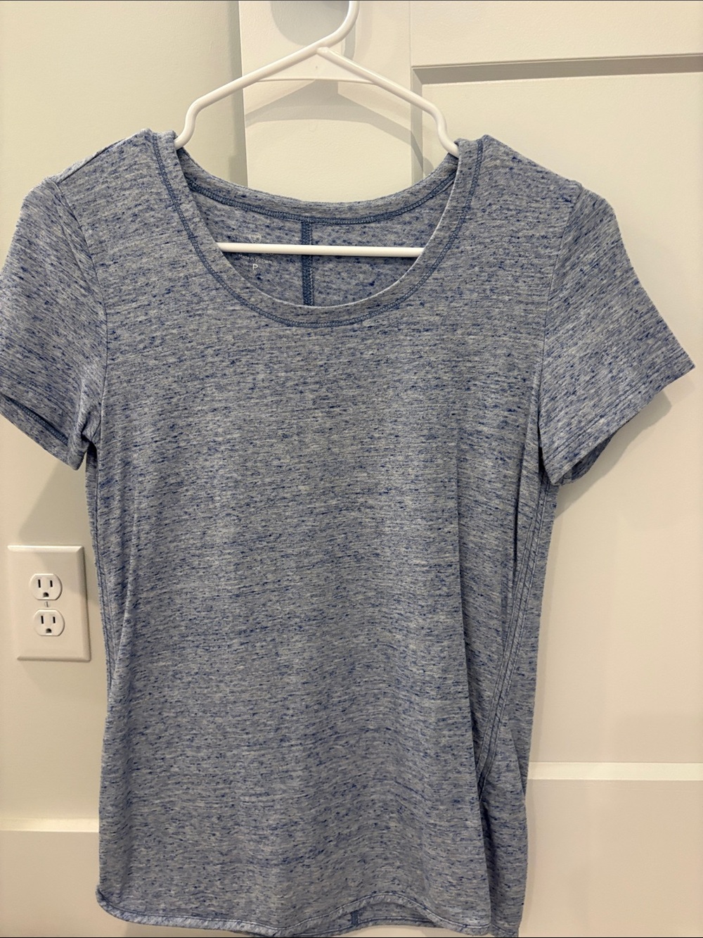 Talbots Heathered Light Blue Short Sleeve Crewneck Tee